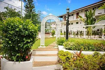 Hibiscus Lodge Hotel Ocho Rios 3*,