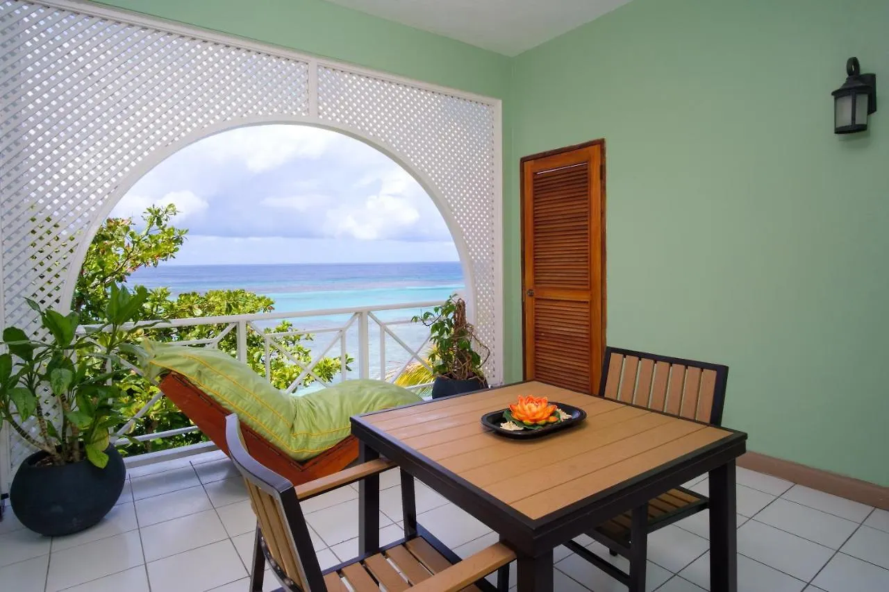 Hibiscus Lodge Hotel Ocho Rios 3*,