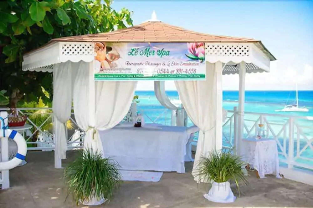 Hibiscus Lodge Hotel Ocho Rios