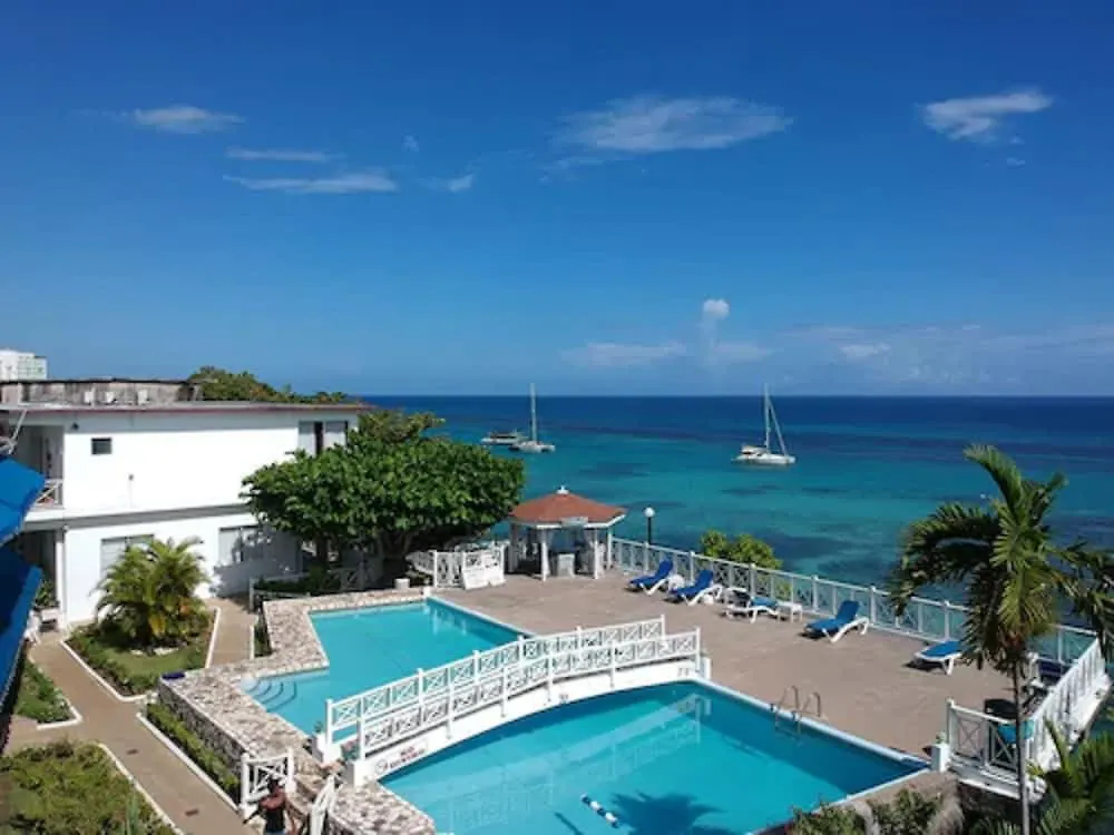 Hibiscus Lodge Hotel Ocho Rios