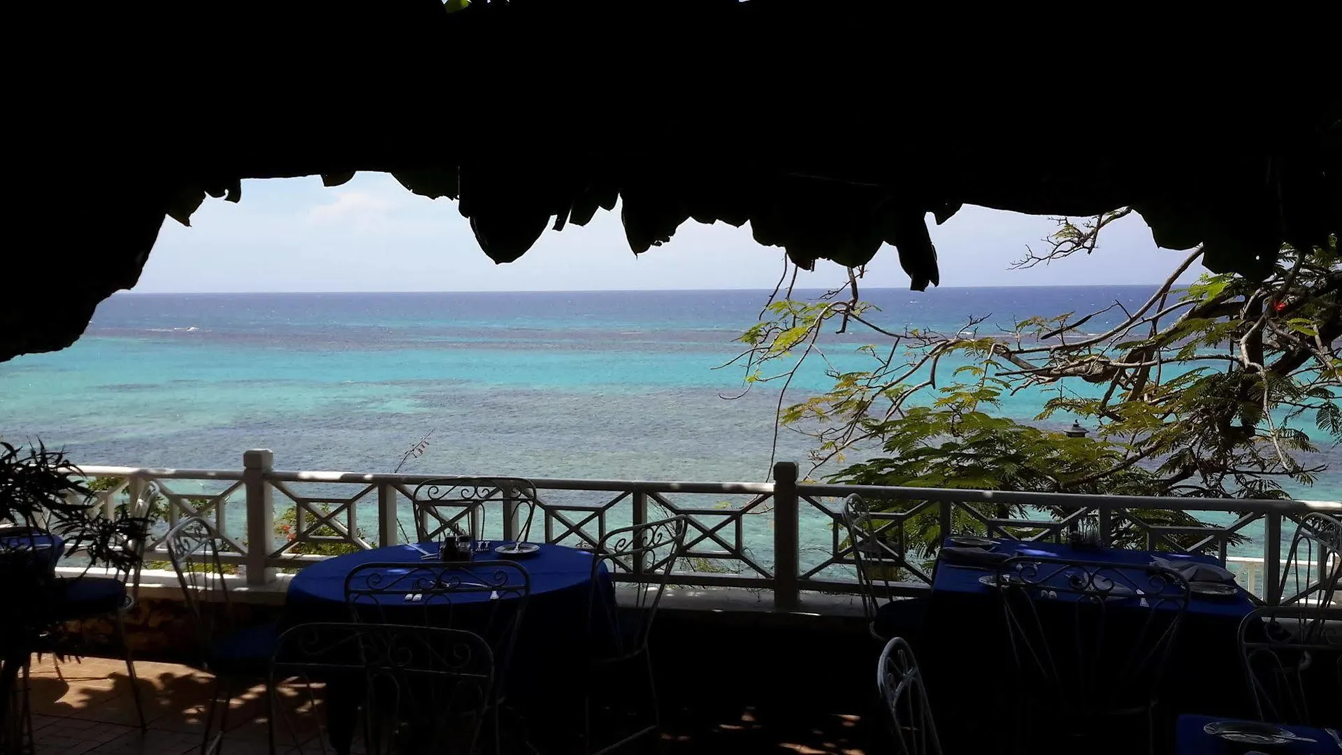 Hibiscus Lodge Hotel Ocho Rios